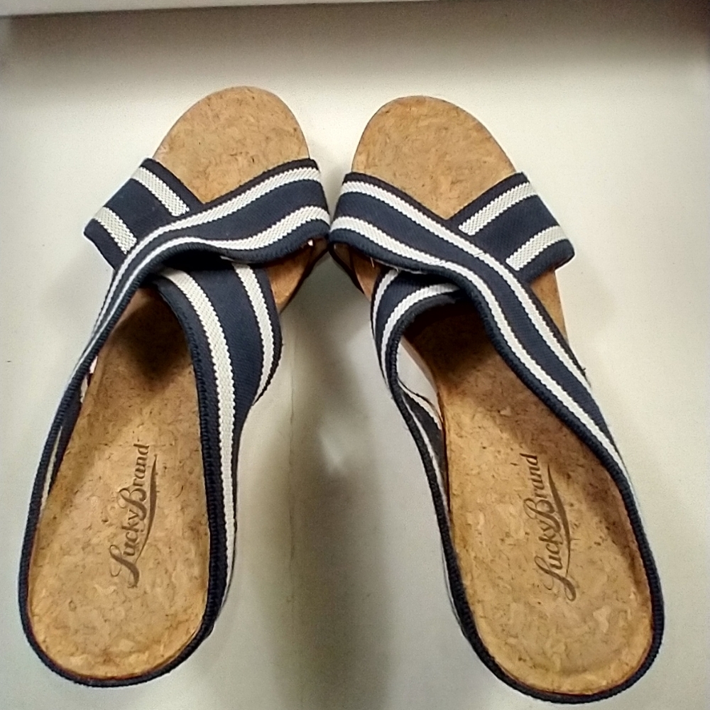 Lucky Brand Miller 2 Platform Wedge Sandals Women's sz 9.5M. - Picture 7 of 10